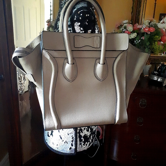 Designer Celine Paris handbag - Picture 4 of 4